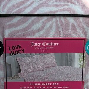 Juicy Couture Zebra Print Plush Sheet Set